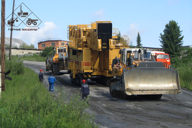 Ferry of the drilling rig SBSH-250MNA-32.